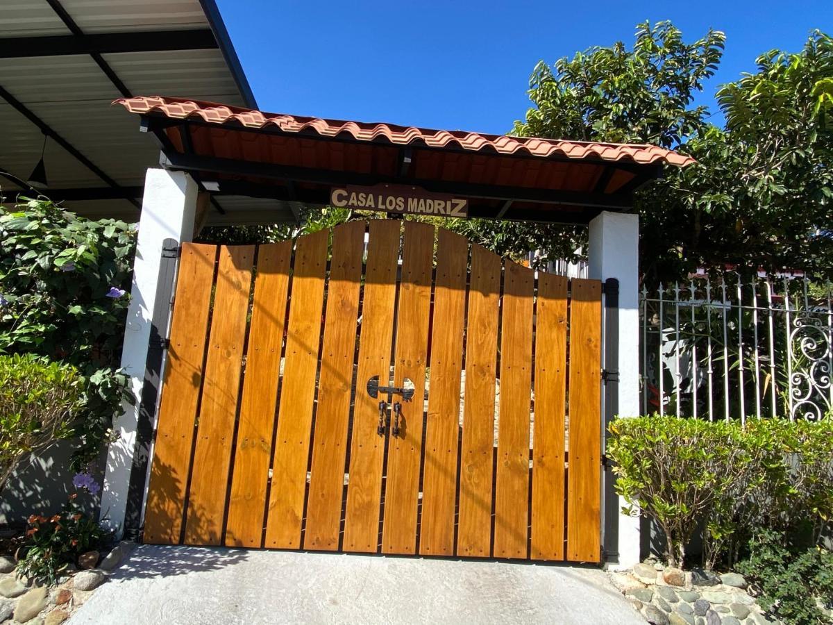 Casa Los Madriz Suite #2 San Isidro De El General Εξωτερικό φωτογραφία